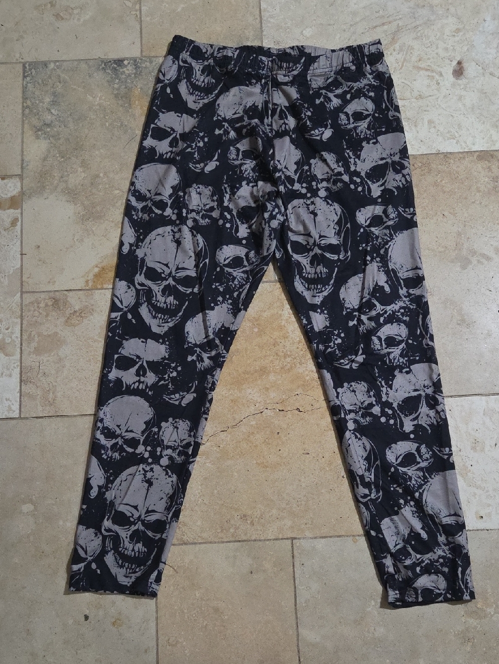 Women’s L Black Skull Print Leggings | Gray Skull Graphic | New